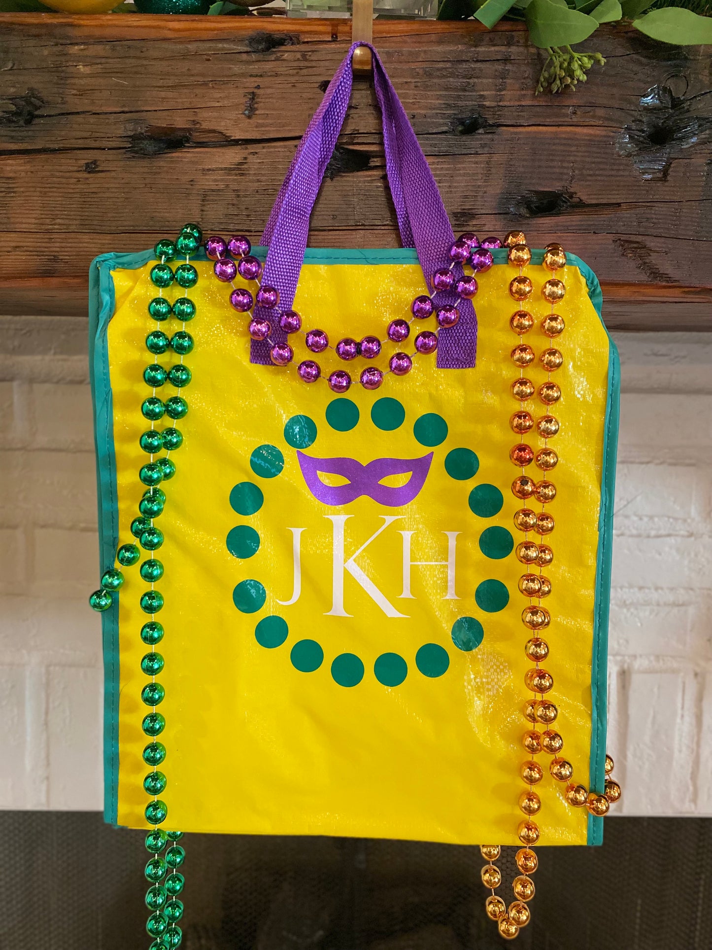 A Mardi Gras Beads and Loot Bag, Reusable, zipper and handles throws bag